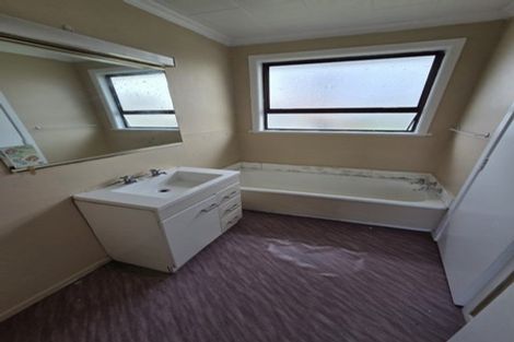 Photo of property in 25 Battiscombe Terrace, Waitara, 4320