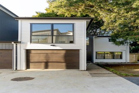 Photo of property in 16 Rangimarie Close, Opaheke, Papakura, 2113