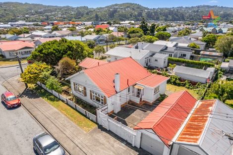 Photo of property in 2 Byron Street, Petone, Lower Hutt, 5012