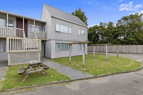 Photo of property in 71m Randwick Crescent, Moera, Lower Hutt, 5010