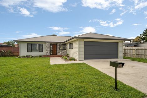 Photo of property in 1 Dow Chung Place, Otaki, 5512