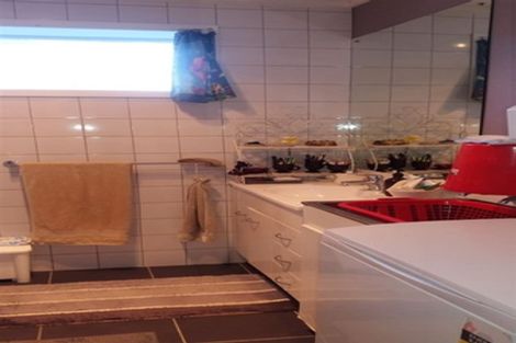 Photo of property in 4/15 Glengarry Road, Glen Eden, Auckland, 0602