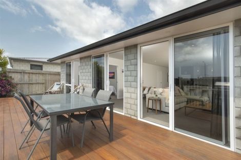 Photo of property in 12 Marion Crescent, Papamoa Beach, Papamoa, 3118