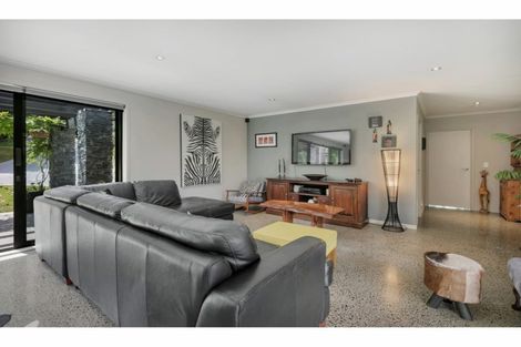 Photo of property in 433 Wairere Road, Waitakere, Henderson, 0782