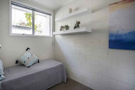 Photo of property in 5/252 Meola Road, Point Chevalier, Auckland, 1022