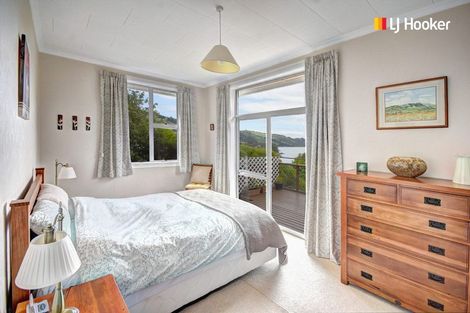 Photo of property in 22 Wharfdale Street, Macandrew Bay, Dunedin, 9014