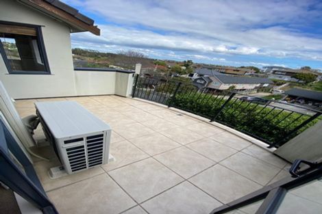 Photo of property in 9 St Johns Road, Saint Johns, Auckland, 1072
