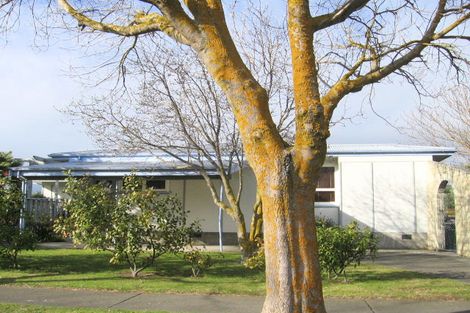 Photo of property in 2 Sutherland Street, Tamatea, Napier, 4112