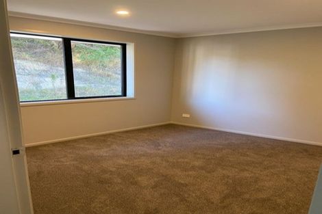 Photo of property in 54 Martingale Drive, Whitby, Porirua, 5024