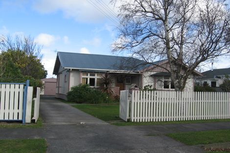 Photo of property in 15 Campbell Street, Feilding, 4702