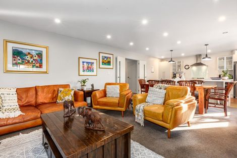 Photo of property in 130 Navigation Drive, Whitby, Porirua, 5024