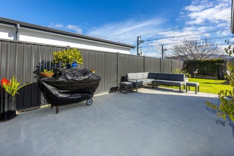 Photo of property in 24 Te Kaeaea Crescent, Wallaceville, Upper Hutt, 5018