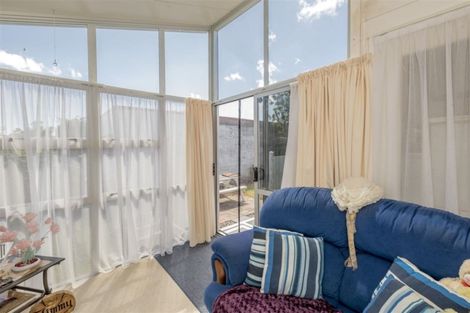 Photo of property in 32a Rimu Street, Levin, 5510