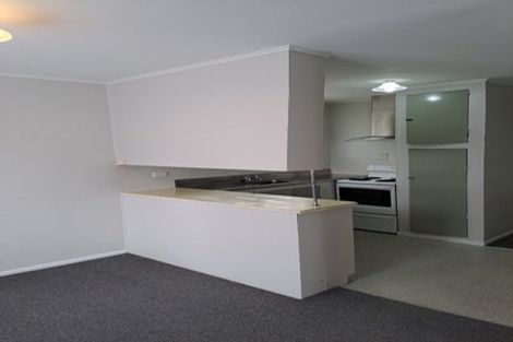 Photo of property in 1/52 Cruickshank Road, Clouston Park, Upper Hutt, 5018