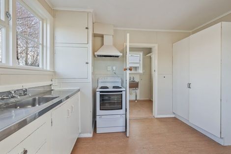 Photo of property in 30 Hooker Avenue, Bryndwr, Christchurch, 8053