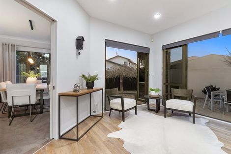 Photo of property in 10 Advance Way, Albany, Auckland, 0632