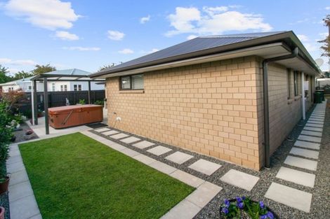 Photo of property in 260 Coronation Avenue, Welbourn, New Plymouth, 4310