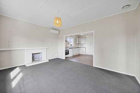 Photo of property in 20 Riemenschneider Street, Manaia, 4612