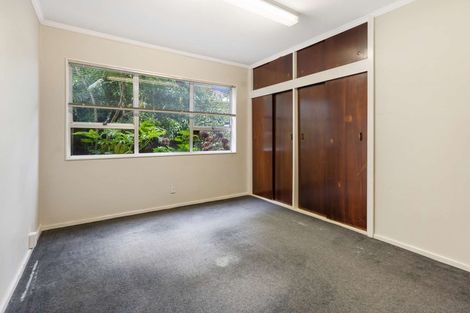 Photo of property in 222 Memorial Avenue, Burnside, Christchurch, 8053