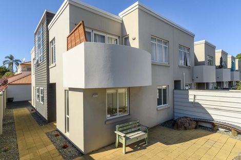 Photo of property in 7/29 Third Avenue, Tauranga, 3110