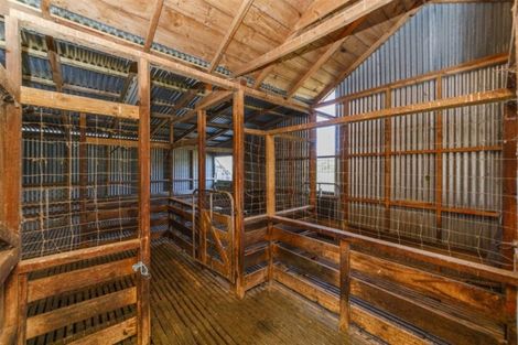 Photo of property in 18 Poplar Grove, Bulls, 4818