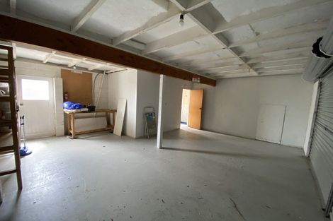 Photo of property in 1/6 Clare Place, Glenfield, Auckland, 0629