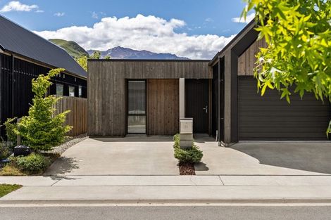 Photo of property in 31 Dewar Street, Lake Hayes, Queenstown, 9304