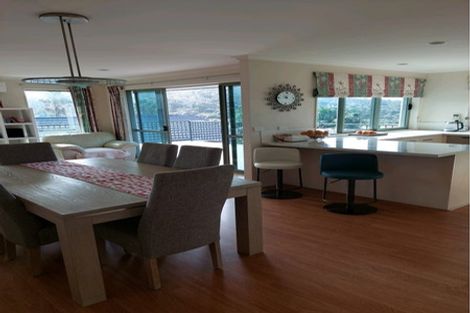 Photo of property in 54 Roberta Crescent, Orewa, 0931