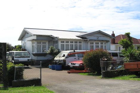 Photo of property in 147 Coronation Road, Mangere Bridge, Auckland, 2022