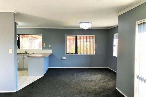 Photo of property in 66 Robert Ross Place, Clendon Park, Auckland, 2103
