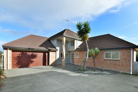 Photo of property in 168 Centreway Road, Orewa, 0931