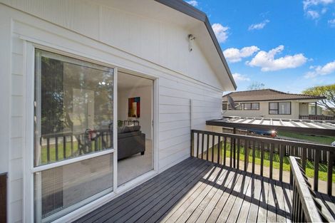 Photo of property in 3/10 Penion Drive, Flat Bush, Auckland, 2023