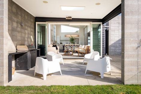 Photo of property in 13 Semaphore Lane, Whitby, Porirua, 5024