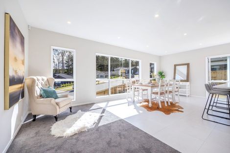 Photo of property in 2 Maraeariki Avenue, Orewa, 0931