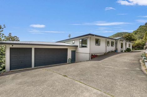 Photo of property in 85 Kent Street, Picton, 7220