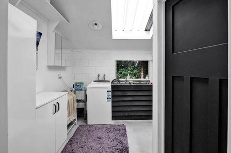 Photo of property in 279 Manutahi Road, Lepperton, New Plymouth, 4372