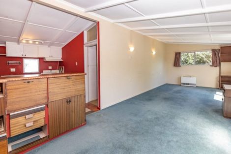 Photo of property in 98 Prestons Road, Redwood, Christchurch, 8051