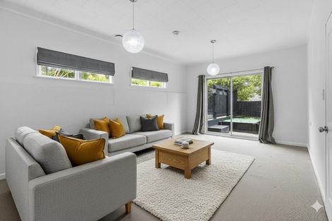 Photo of property in 2 Capstan Lane, Whitby, Porirua, 5024