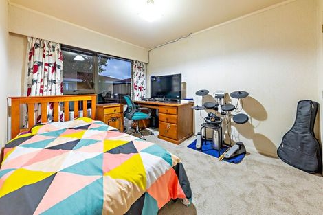 Photo of property in 2/24 Prictor Street, Papakura, 2110