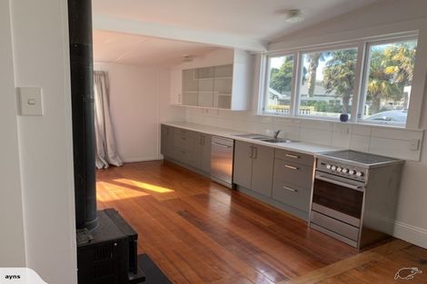 Photo of property in 9 Kinross White Street, Napier South, Napier, 4110