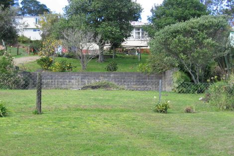 Photo of property in 11 Smeath Road, Kawakawa, 0210