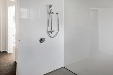 Photo of property in 42 Wynyard Crescent, Tamatea, Napier, 4112