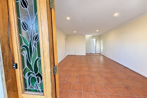 Photo of property in 2 Amapur Drive, Khandallah, Wellington, 6035