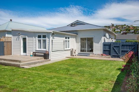 Photo of property in 18 Richmond Street, Forbury, Dunedin, 9012
