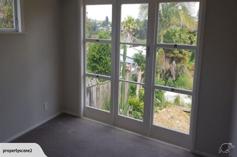 Photo of property in 40 Abbotleigh Avenue, Te Atatu Peninsula, Auckland, 0610