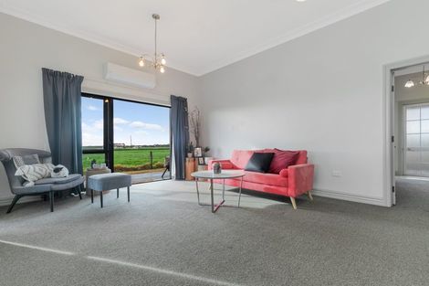 Photo of property in 346 Otaua Road, Otaua, Waiuku, 2682