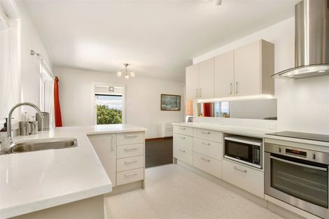 Photo of property in 212 Mount Pleasant Road, Mount Pleasant, Christchurch, 8081