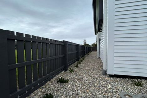 Photo of property in 7a Daytona Road, Henderson, Auckland, 0610