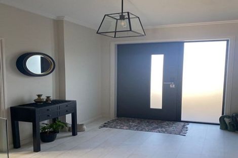 Photo of property in 13 Turret Lane, Hobsonville, Auckland, 0616