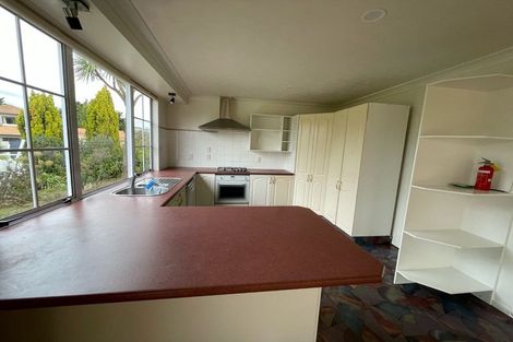 Photo of property in 22 Bearing West Court, Paraparaumu, 5032